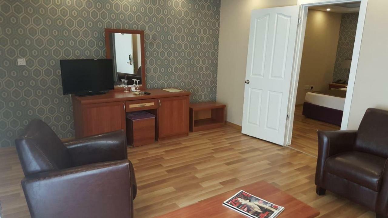 Life Hotel Kyrenia  Ngoại thất bức ảnh
